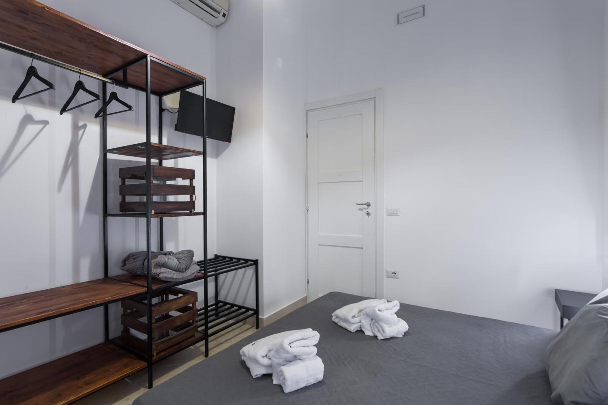 Vesuvio Plaza Room Ottaviano Exterior foto